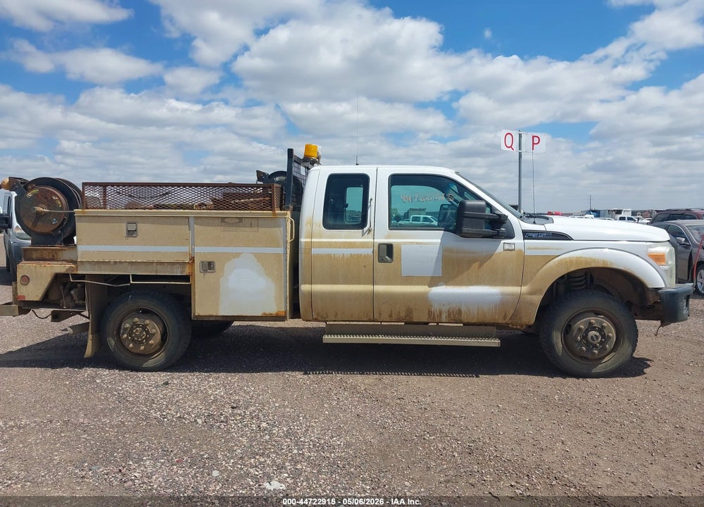 2011 FORD F-350 XL VIN: 1FT8X3B60BEA02516