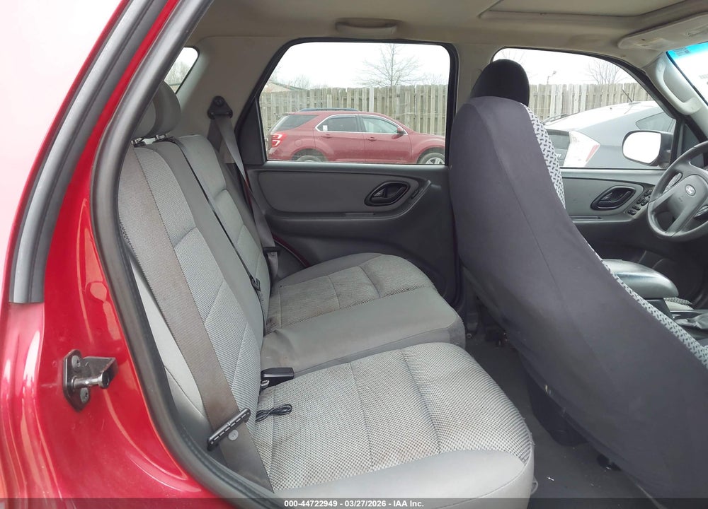 2005 FORD ESCAPE XLT VIN: 1FMYU93155DA12821
