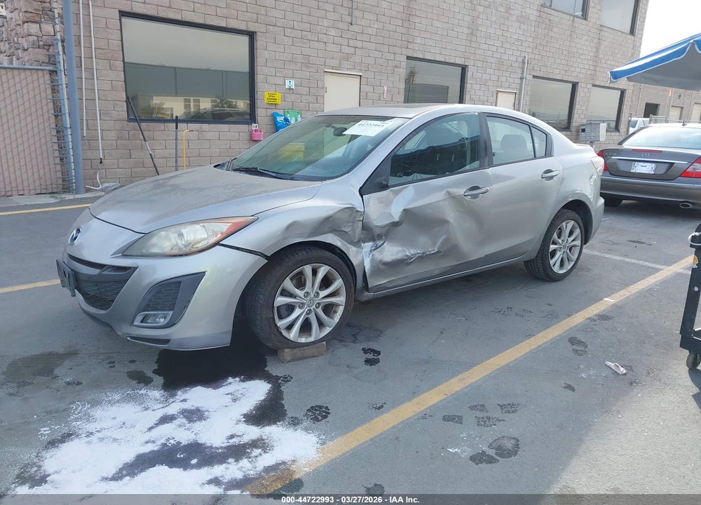 2011 MAZDA 3 S SPORT VIN: JM1BL1U69B1385656