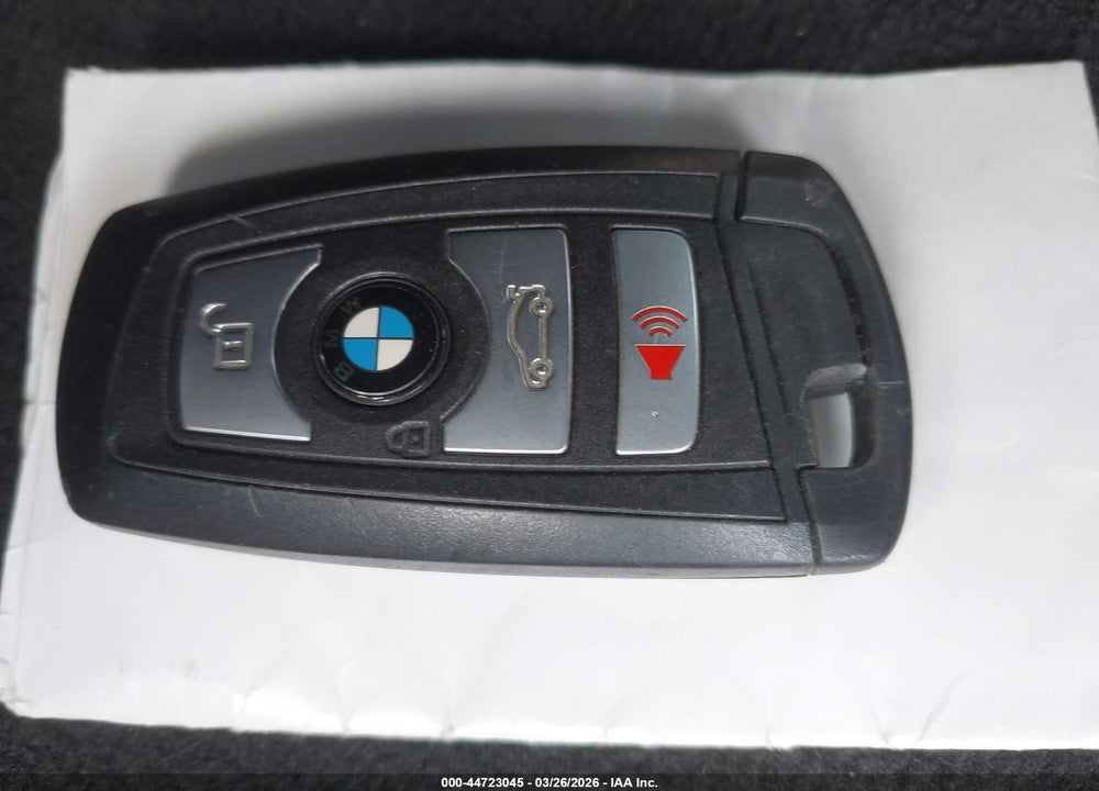 2016 BMW 320I VIN: WBA8A9C56GK618219