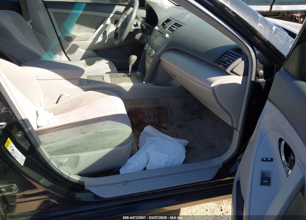 2011 TOYOTA CAMRY LE VIN: 4T1BF3EK4BU139204