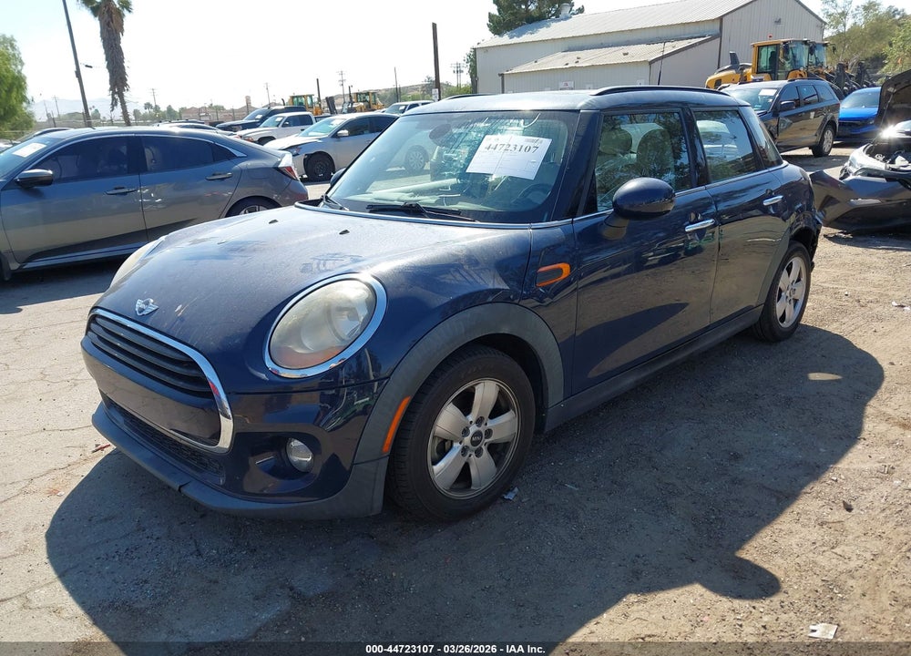 2017 MINI HARDTOP COOPER VIN: WMWXU1C51H2E18437