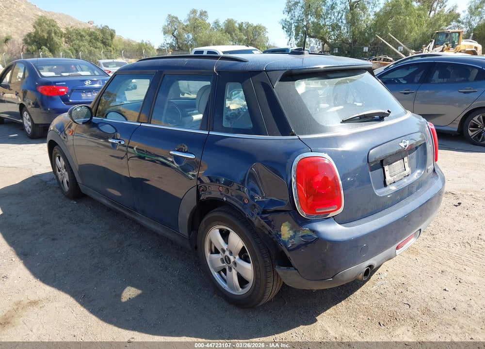 2017 MINI HARDTOP COOPER VIN: WMWXU1C51H2E18437