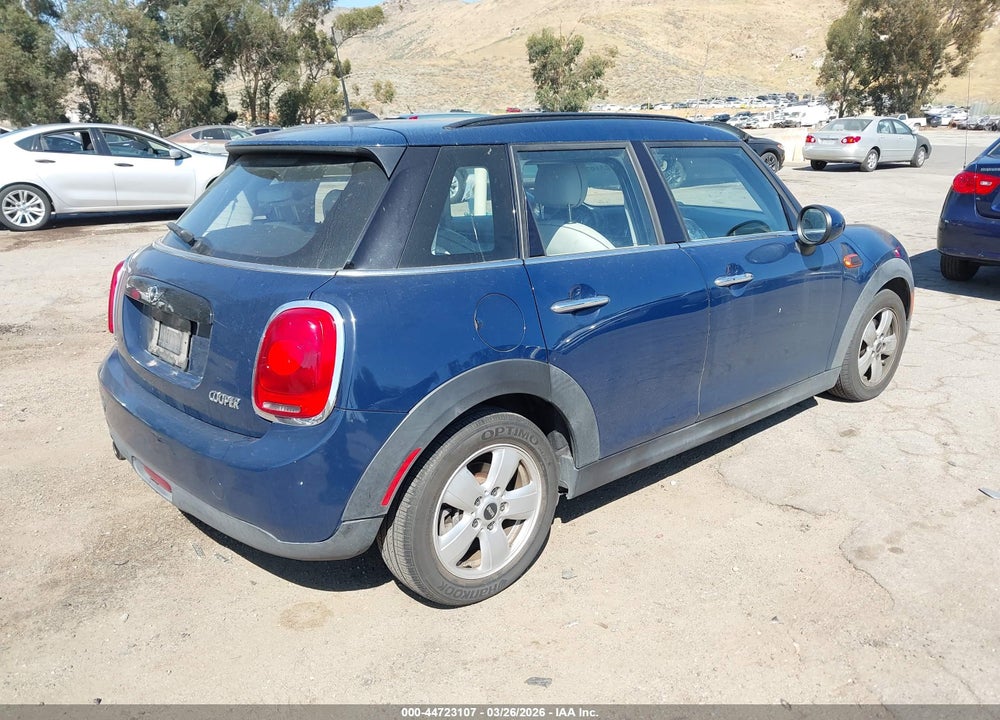 2017 MINI HARDTOP COOPER VIN: WMWXU1C51H2E18437