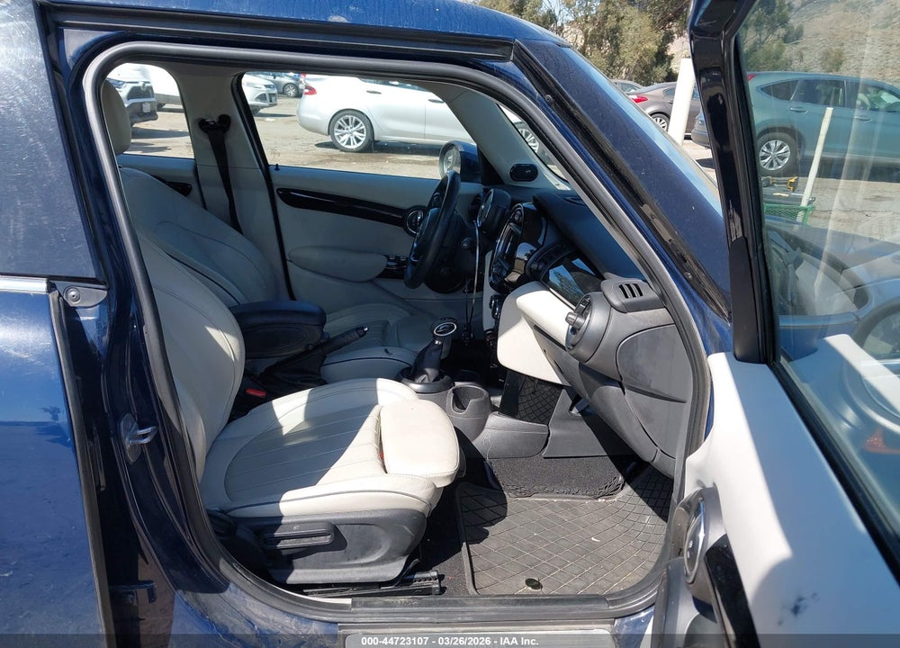 2017 MINI HARDTOP COOPER VIN: WMWXU1C51H2E18437