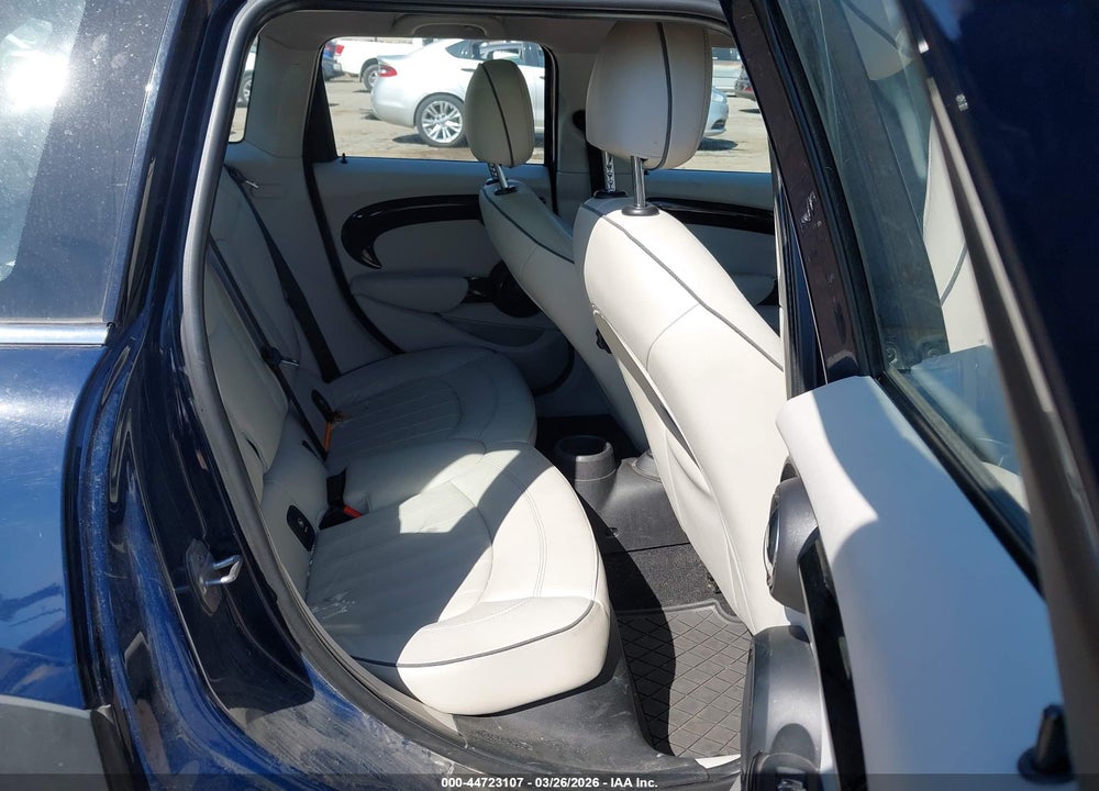 2017 MINI HARDTOP COOPER VIN: WMWXU1C51H2E18437