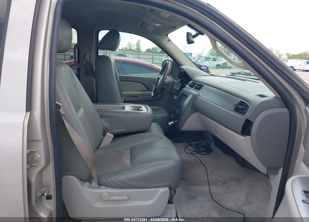 2007 CHEVROLET AVALANCHE 1500 LS VIN: 3GNEC12017G301244