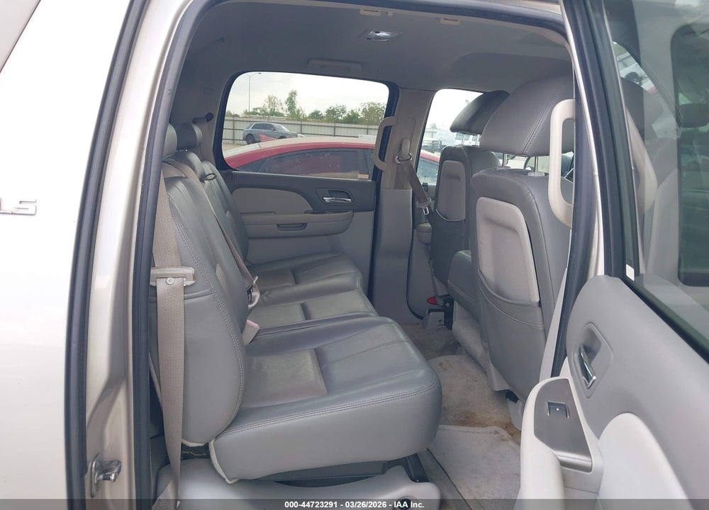 2007 CHEVROLET AVALANCHE 1500 LS VIN: 3GNEC12017G301244