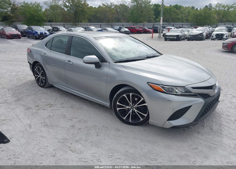 2020 TOYOTA CAMRY SE VIN: 4T1G11AK6LU900556