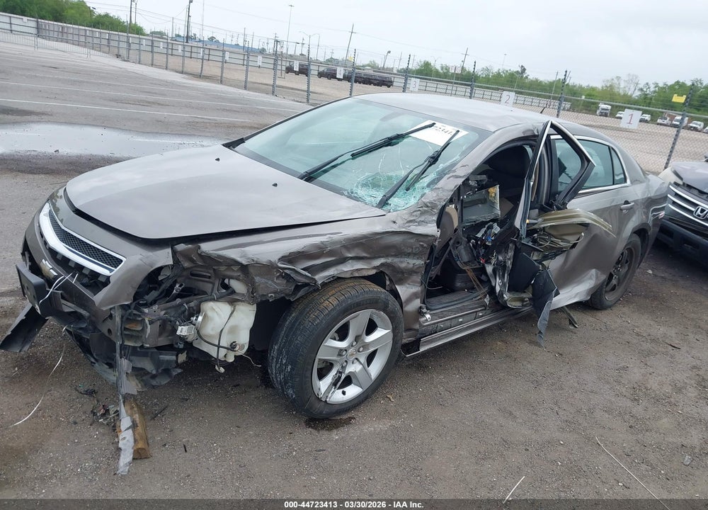 2011 CHEVROLET MALIBU LS VIN: 1G1ZB5E18BF386370