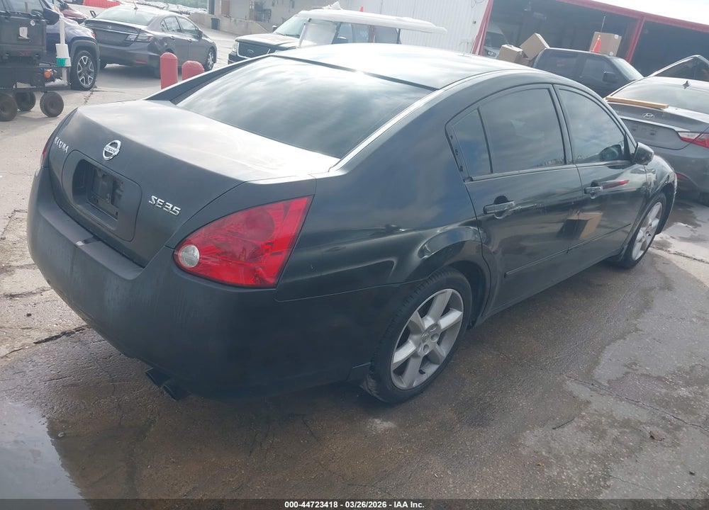 2004 NISSAN MAXIMA 3.5 SE VIN: 1N4BA41E54C833679