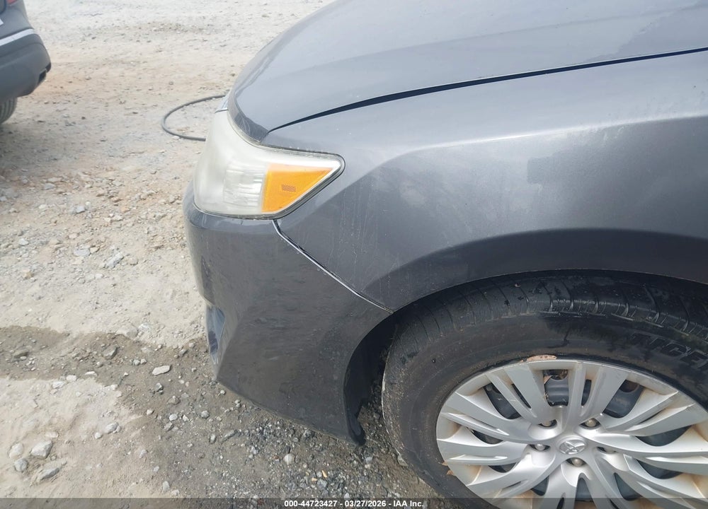 2013 TOYOTA CAMRY LE VIN: 4T1BF1FK9DU223136