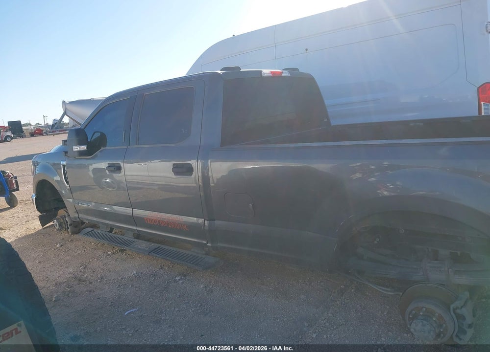 2022 FORD F-250 XLT VIN: 1FT8W2BT3NEF58908