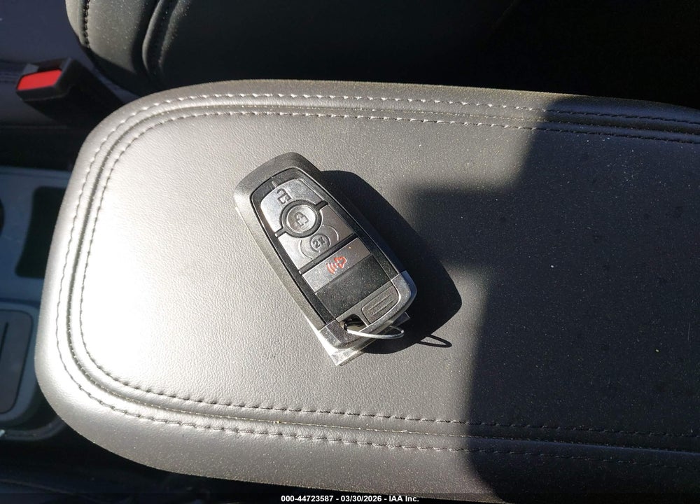 2025 FORD MAVERICK LARIAT VIN: 3FTTW8S31SRB62403