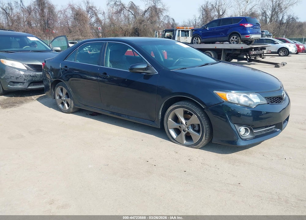 2014 TOYOTA CAMRY SE SPORT VIN: 4T1BF1FK5EU431502