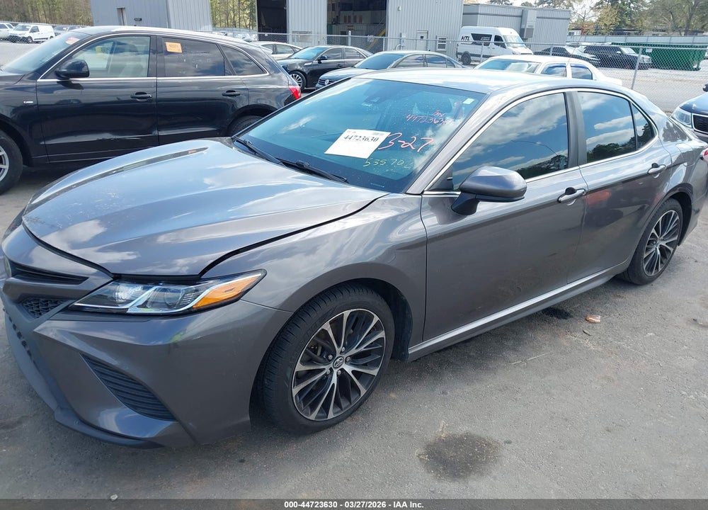 2018 TOYOTA CAMRY SE VIN: 4T1B11HKXJU535702