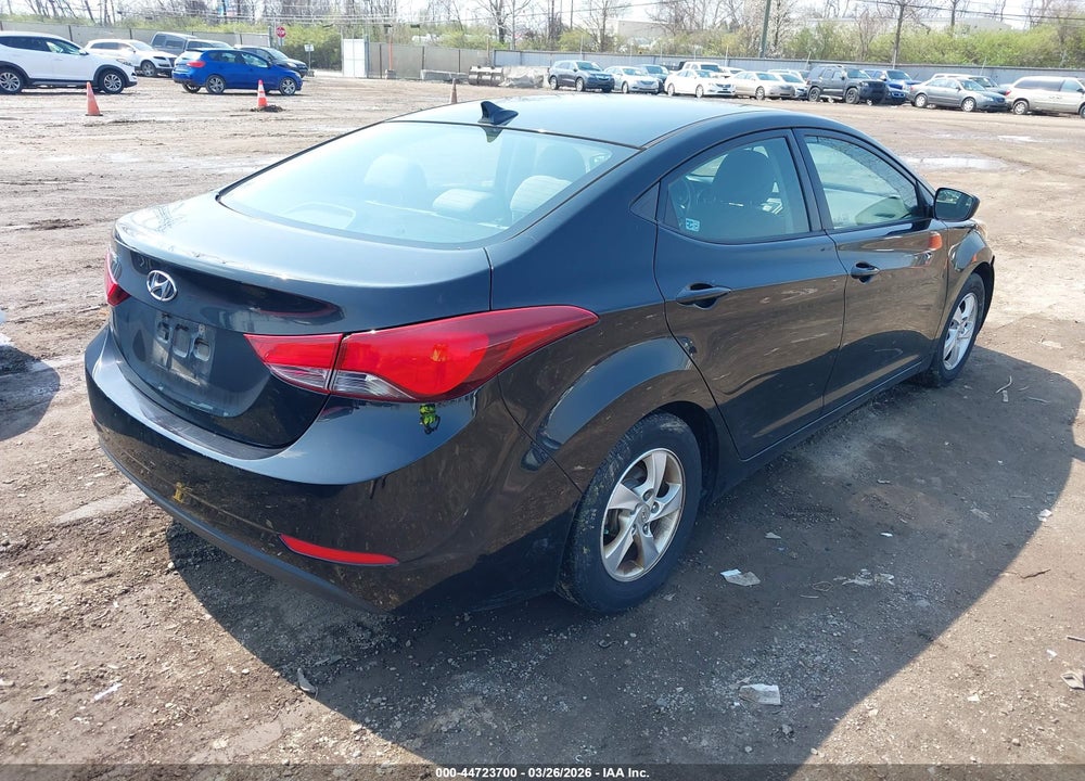 2014 HYUNDAI ELANTRA SE VIN: 5NPDH4AE9EH471070