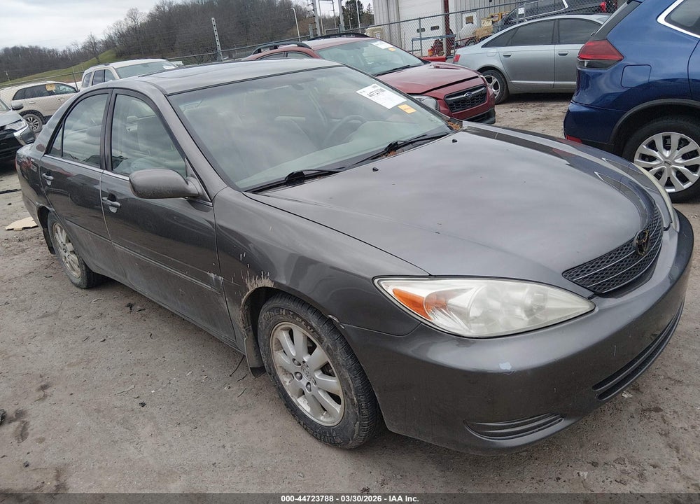 2002 TOYOTA CAMRY XLE VIN: 4T1BE30K32U631460
