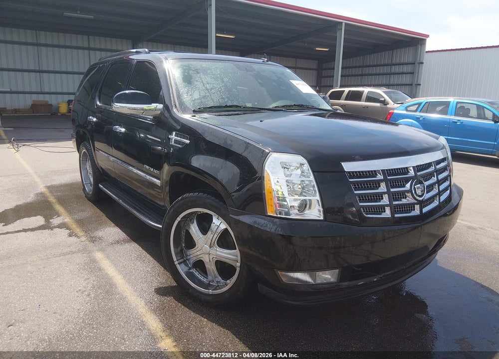 2011 CADILLAC ESCALADE STANDARD VIN: 1GYS3AEF1BR207976