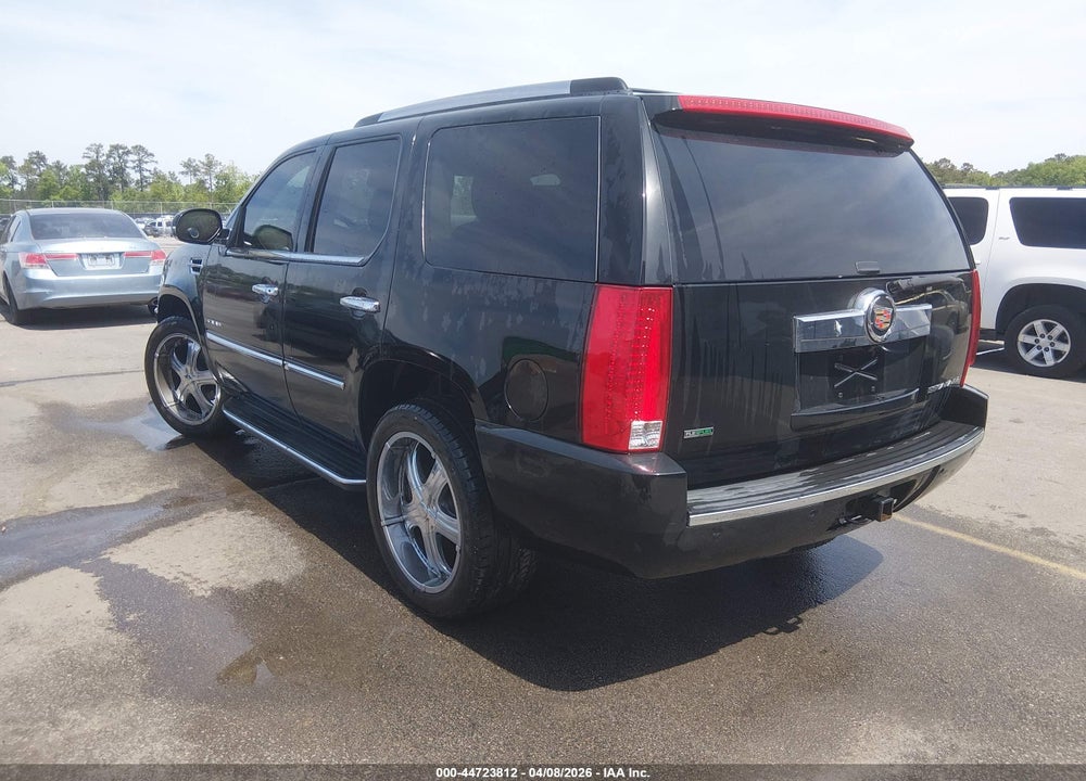 2011 CADILLAC ESCALADE STANDARD VIN: 1GYS3AEF1BR207976