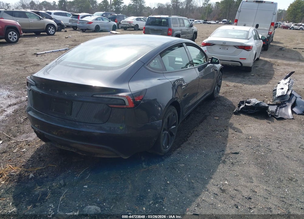 2025 TESLA MODEL 3 LONG RANGE REAR-WHEEL DRIVE/STANDARD REAR-WHEEL DRIVE VIN: 5YJ3E1EA1SF020204