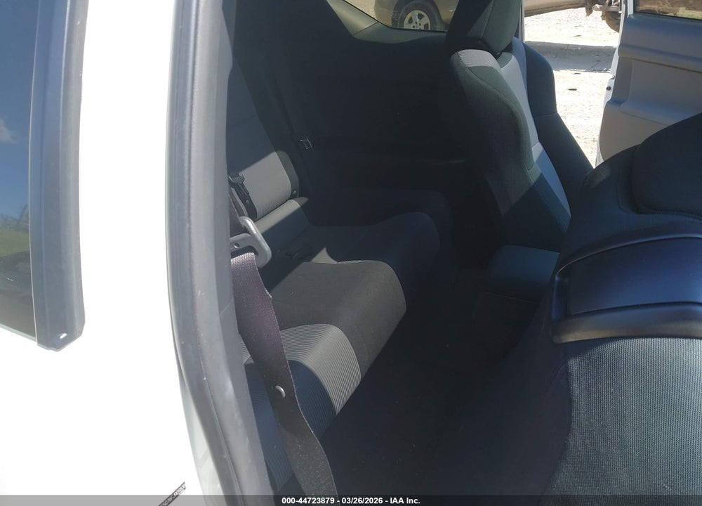 2015 SCION TC VIN: JTKJF5C76FJ009838