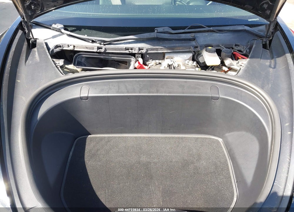 2019 TESLA MODEL 3 LONG RANGE/PERFORMANCE VIN: 5YJ3E1EB5KF385672