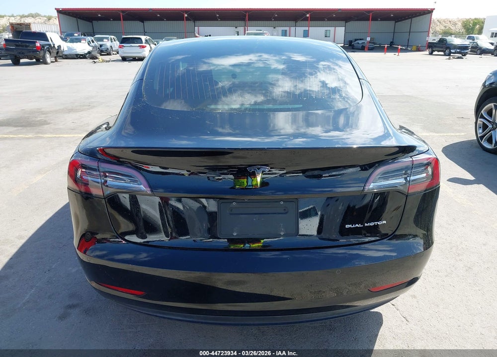2019 TESLA MODEL 3 LONG RANGE/PERFORMANCE VIN: 5YJ3E1EB5KF385672