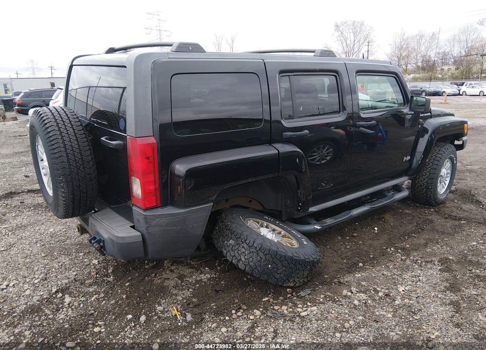 2008 HUMMER H3 SUV VIN: 5GTEN13E288149570