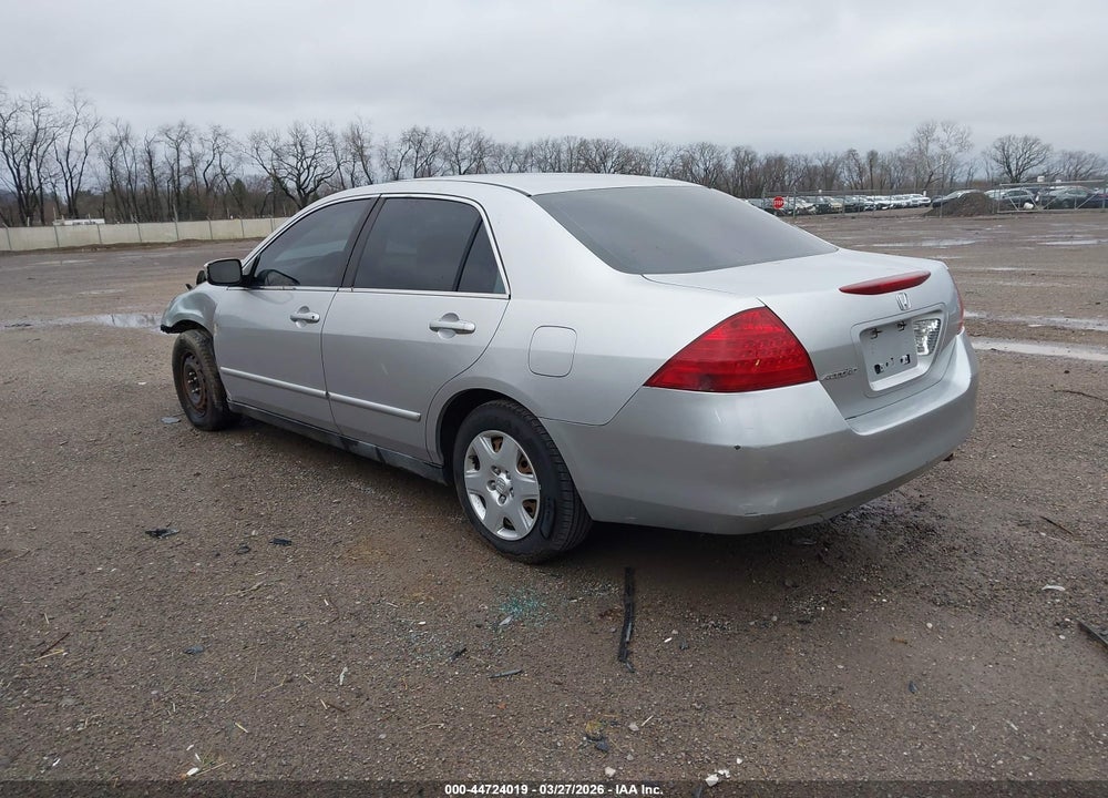 2007 HONDA ACCORD 2.4 LX VIN: 1HGCM56457A013504