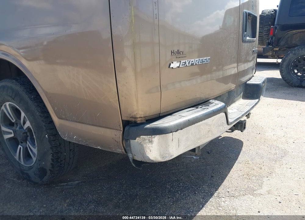 2004 CHEVROLET EXPRESS VIN: 1GNFG15T341126827