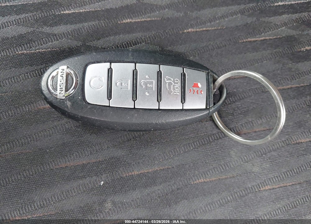 2017 NISSAN ROGUE SV VIN: 5N1AT2MV9HC896978