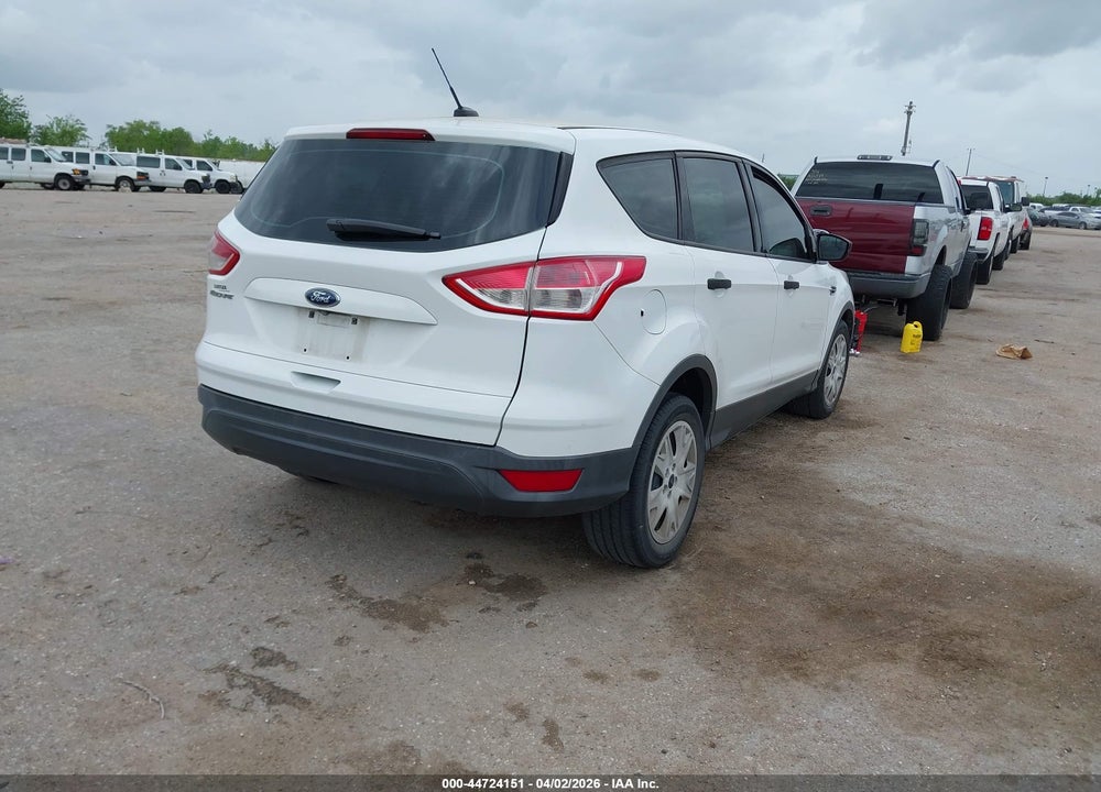 2015 FORD ESCAPE S VIN: 1FMCU0F79FUA90977