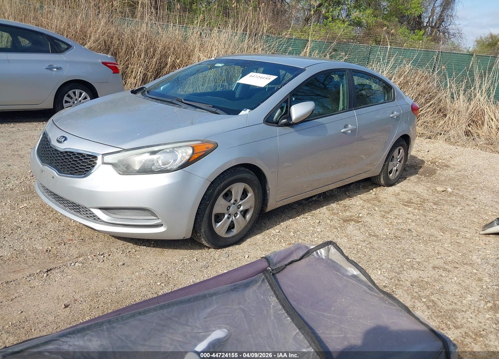 2015 KIA FORTE LX VIN: KNAFK4A69F5330890