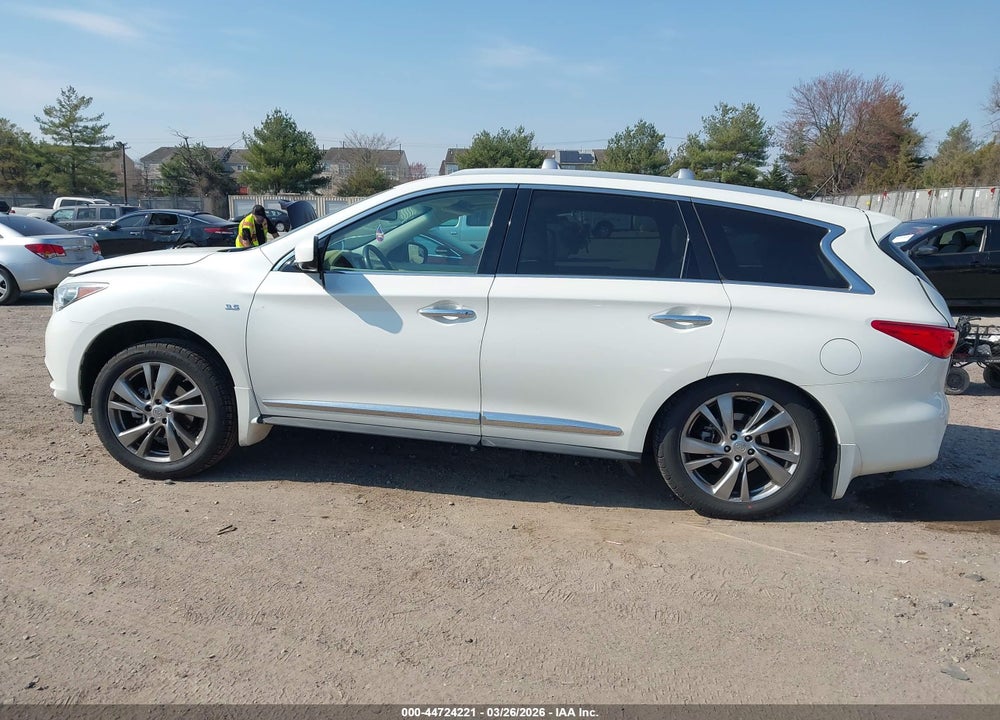 2015 INFINITI QX60 VIN: 5N1AL0MM2FC550828