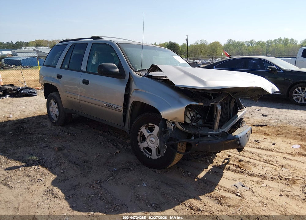 2002 CHEVROLET TRAILBLAZER LS VIN: 1GNDS13S622527537