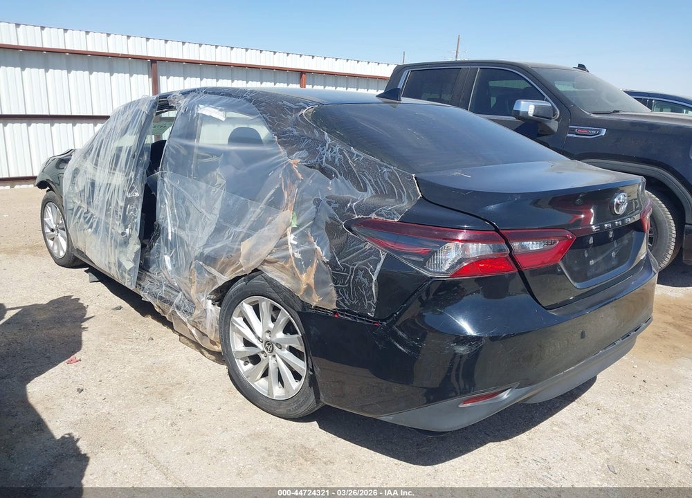 2021 TOYOTA CAMRY LE VIN: 4T1C11AKXMU437935