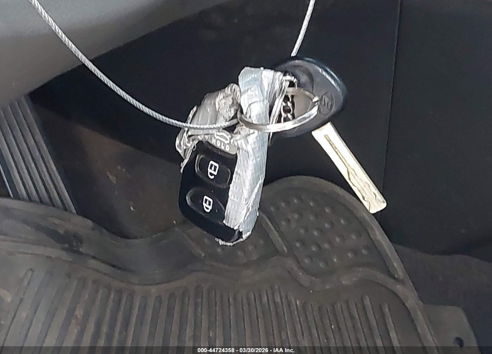 2011 HYUNDAI SONATA GLS VIN: 5NPEB4AC6BH032327