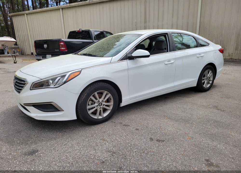2016 HYUNDAI SONATA VIN: 5NPE24AF9GH305312