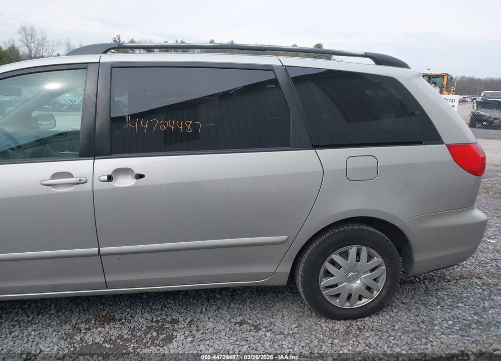 2008 TOYOTA SIENNA LE VIN: 5TDZK23C88S116462