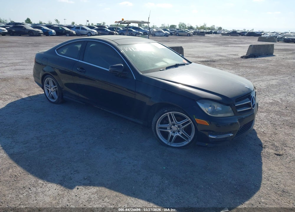 2014 MERCEDES-BENZ C 250 VIN: WDDGJ4HB8EG324729