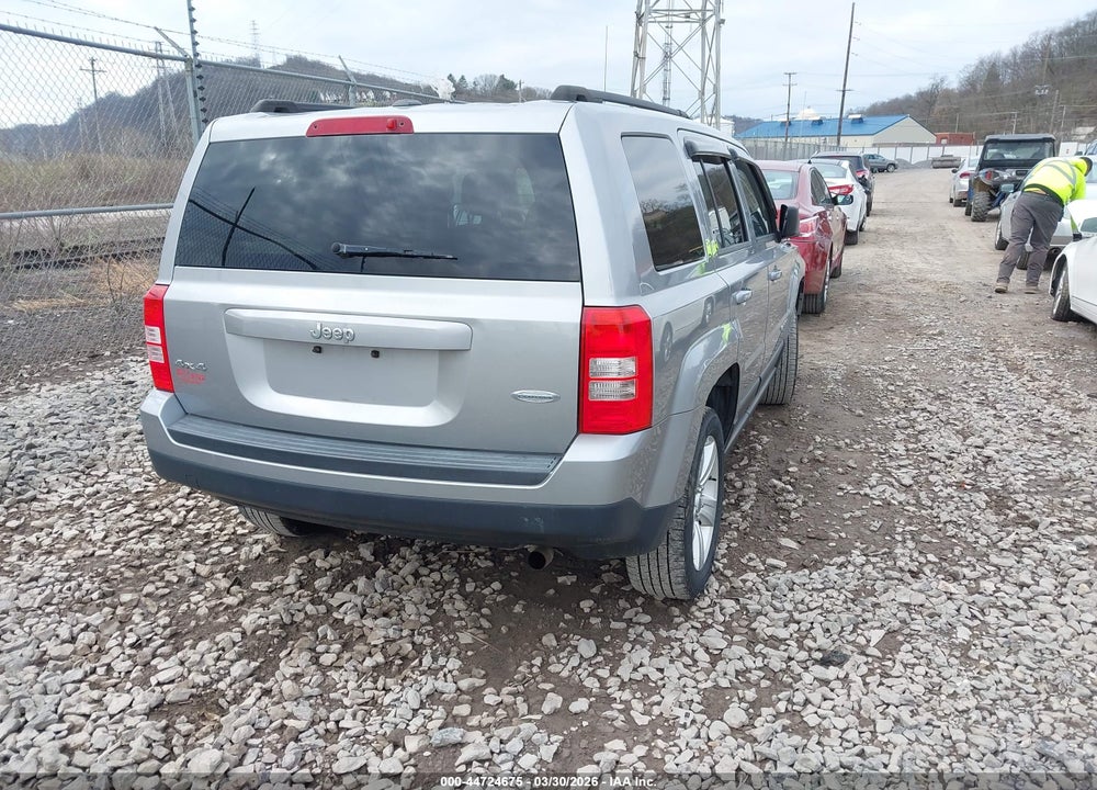 2014 JEEP PATRIOT LATITUDE VIN: 1C4NJRFB3ED910631