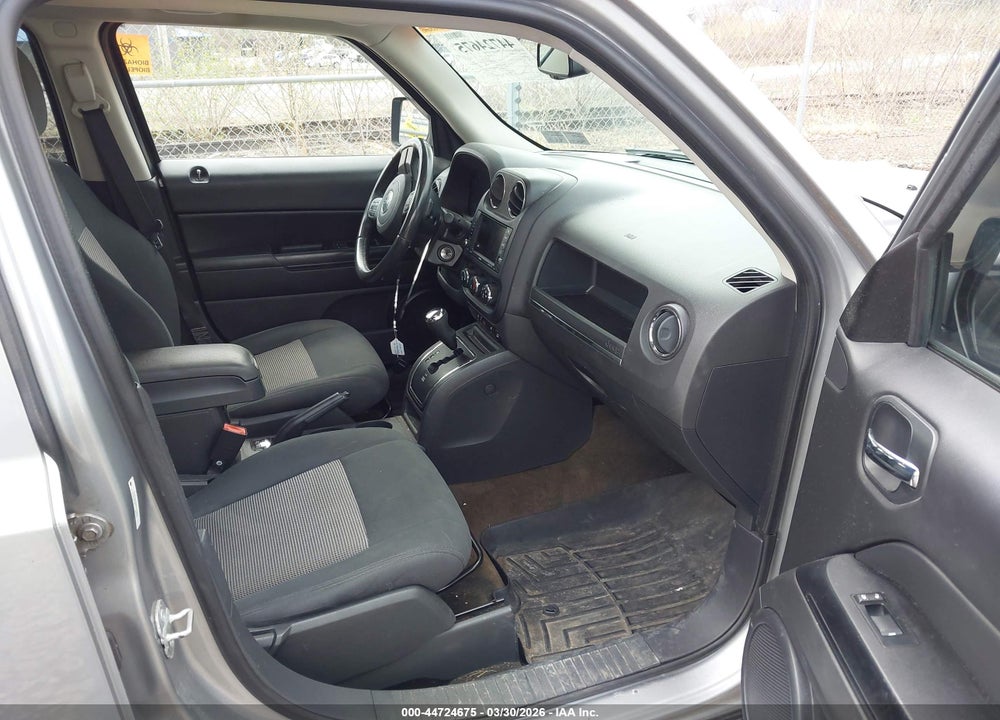 2014 JEEP PATRIOT LATITUDE VIN: 1C4NJRFB3ED910631