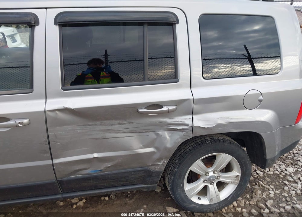 2014 JEEP PATRIOT LATITUDE VIN: 1C4NJRFB3ED910631