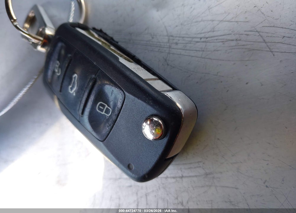 2014 VOLKSWAGEN BEETLE 1.8T VIN: 3VWJ17AT3EM652969