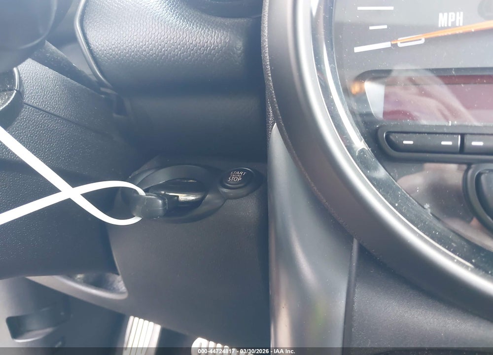 2016 MINI COUNTRYMAN COOPER S VIN: WMWZC5C5XGWU20243
