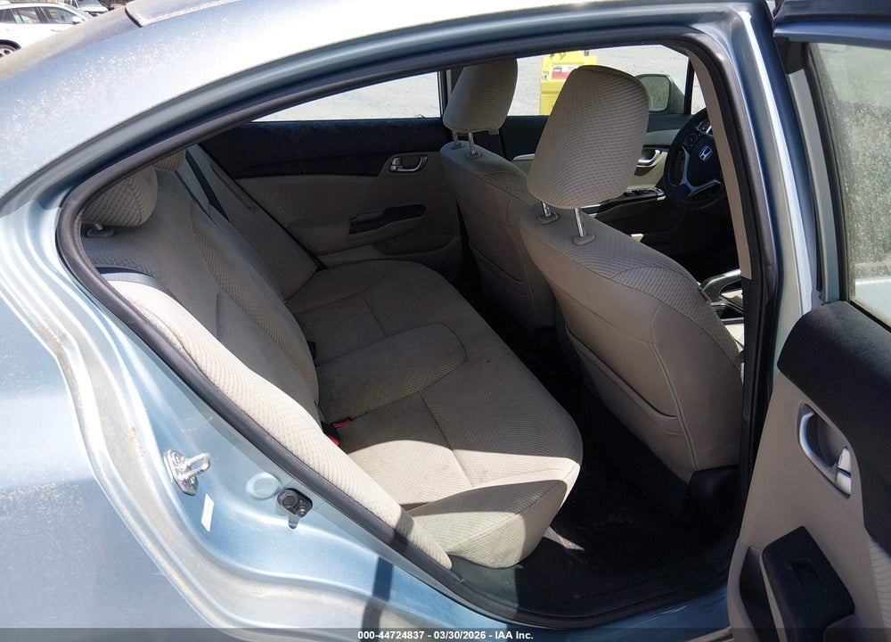2013 HONDA CIVIC HYBRID VIN: 19XFB4F20DE002039