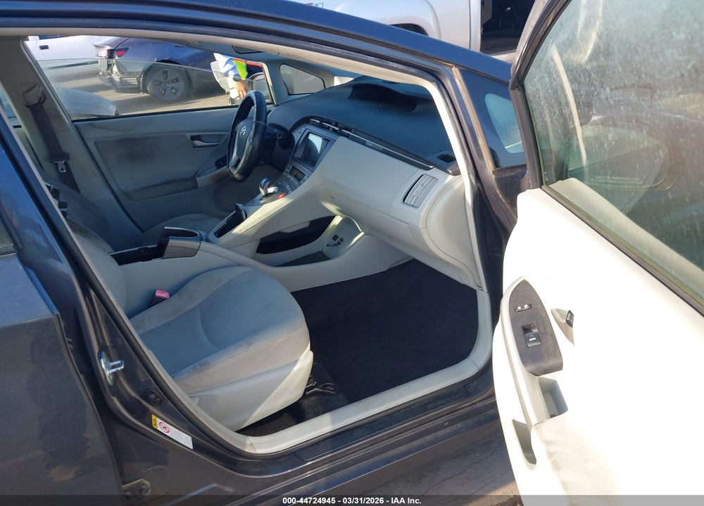 2013 TOYOTA PRIUS THREE VIN: JTDKN3DU7D1701711