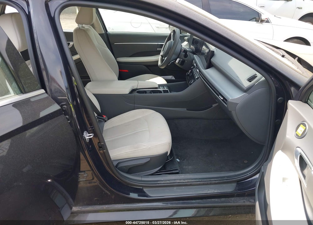2025 HYUNDAI SONATA SEL VIN: KMHL64JA3SA449157