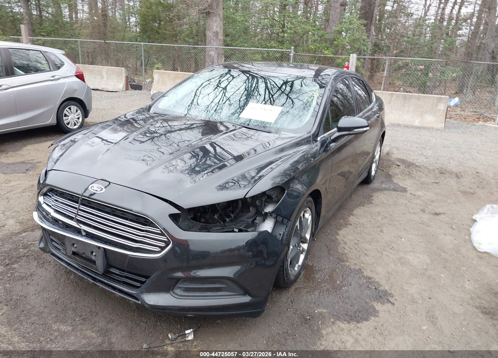2015 FORD FUSION SE VIN: 3FA6P0H72FR300015